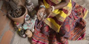 Cartilha do Inca une saberes ancestrais de terreiros à prevenção do câncer em mulheres negras