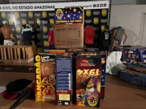 Forças de segurança prendem 37 pessoas e apreendem adolescentes por apologia ao crime em operação no Amazonas