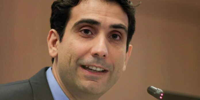 Presidente do BC defende serenidade na política monetária e mira estabilidade para os próximos anos