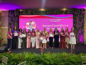 Liderança da FVS-RCP homenageada em movimento que celebra mulheres na ciência