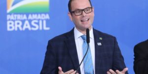 TSE mantém mandato do senador Jorge Seif após rejeitar recurso