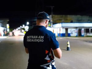 Influenciador digital é autuado pelo Detran-AM por série de infrações de trânsito e manobras perigosas