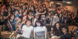 Jovens criam selo independente para impulsionar carreira musical e driblar dificuldades do mercado