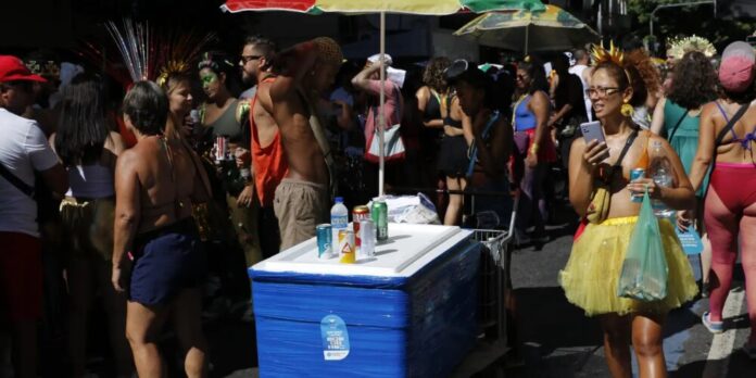 Carnaval: como se proteger de golpes financeiros e frustrações