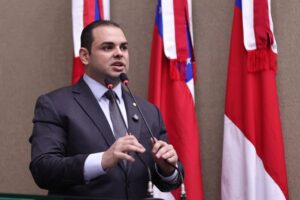 Roberto Cidade propõe política para garantir educação e merenda em áreas rurais afetadas por eventos extremos