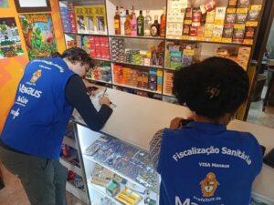 Operação em tabacarias de Manaus resulta na apreensão de 15 kg de medicamentos irregulares