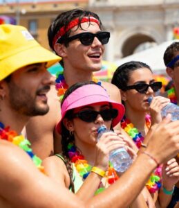 Carnaval em Manaus: Prefeitura lança guia de saúde para foliões