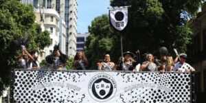 Cordão do Bola Preta comemora 107 anos de tradição no Carnaval do Rio