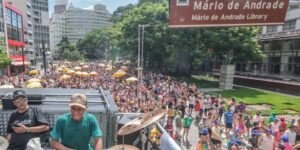 Centro de São Paulo celebra o carnaval com axé, forró e blocos tradicionais