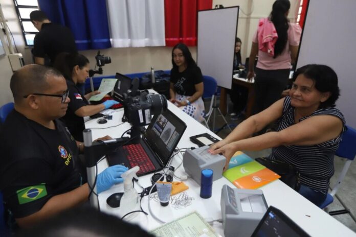 Governo Presente atende mais de 8 mil pessoas no Tarumã com diversos serviços públicos