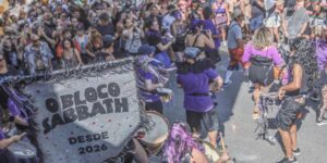 Bloco de carnaval em SP mistura heavy metal do Black Sabbath com ritmos brasileiros