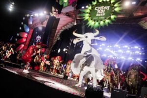 Carnaboi lota Sambódromo de Manaus e marca início dos preparativos para o Festival de Parintins