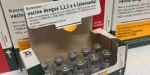 Rio de Janeiro inicia vacinação contra a dengue com doses do Butantan