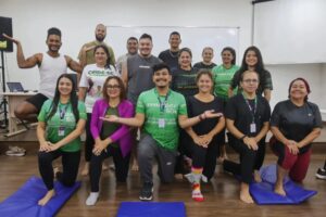 Profissionais do Programa EnvelheSer 60+ em Manaus recebem capacitação em hidroginástica e pilates