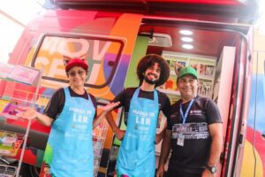 Governo Presente leva cultura e economia criativa a comunidade do Japiim em Manaus