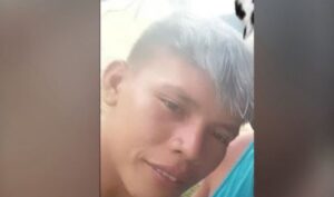 Homem que arremessou enteado de 6 anos pela janela é procurado no AM; mãe foi presa por permitir o sofrimento do próprio filho