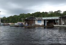 Após pedido da Defensoria Pública, presidência do Tribunal de Justiça suspende retirada de flutuantes no Tarumã-Açu Arquivo/DPE-AM