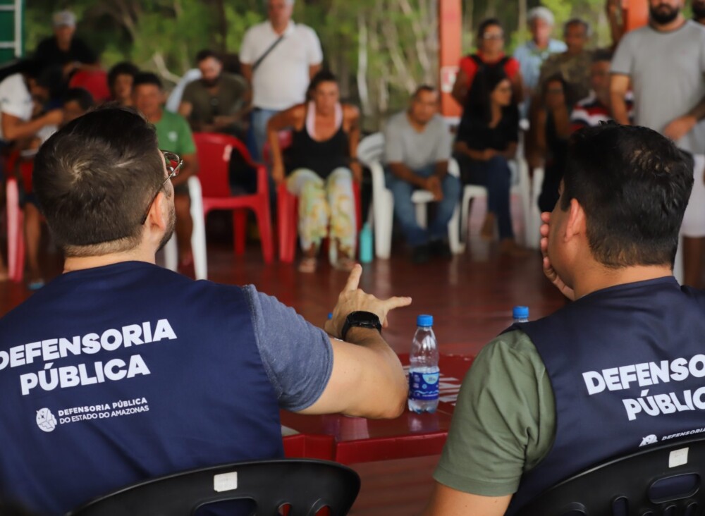 Após pedido da Defensoria Pública, presidência do Tribunal de Justiça suspende retirada de flutuantes no Tarumã-Açu Arquivo/DPE-AM