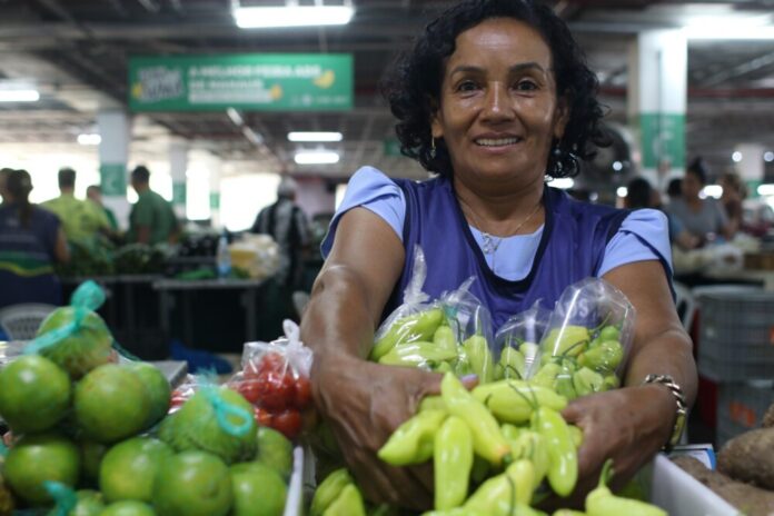 Feira de Produtos Regionais da ADS_Foto Jorge Brandão01