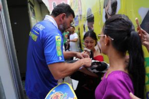 Mega Castração realizou mais de 2 mil procedimentos no Centro de Manaus em apenas 8 horas