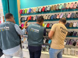 Operação apreende mais de 950 produtos falsificados em shopping de Manaus