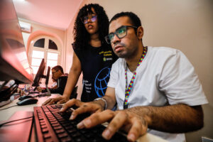 Cetam promove inclusão com curso de informática para pessoas com TEA: ‘Estou encantado’