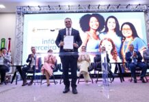 Presidente Roberto Cidade inicia processo de regulamentação da Escola do Legislativo