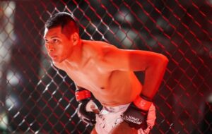 Lutador indígena Breno Sateré conquista vitória no 1º round no Invictus Fight Show