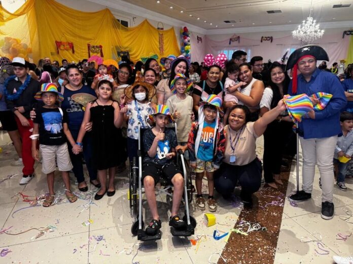 Governo do Amazonas realiza 4ª edição do Baile Inclusivo para pessoas com deficiência