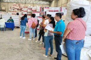 Vaga de Auxiliar de Produção oferece salário de R$ 1.864 mais benefícios em Manaus