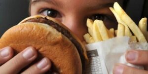 Obesidade infantil no Brasil: 16,5 milhões de crianças e adolescentes com sobrepeso ou obesidade