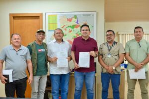 Ipaam e Prefeitura de Codajás firmam parceria para impulsionar agenda ambiental