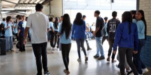 Pé-de-Meia: MEC libera pagamentos de incentivo para nascidos em novembro e dezembro