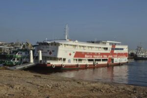 Barco Hospital São João XXIII inicia atendimentos de saúde em São Sebastião do Uatumã