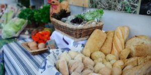 Indústria de alimentos e bebidas do Brasil cresce 8% em 2025 e fatura R$ 1,39 trilhão, aponta Abia