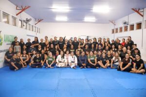 Mais de 5 mil mulheres já participaram do curso de defesa pessoal no Amazonas