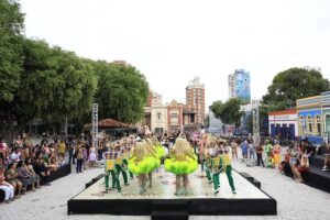 Mostra Amyipaguana celebra cultura popular com música e cortejo no Largo de São Sebastião