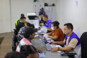 Migrantes e refugiados já podem regularizar documentos sem agendamento prévio em Manaus