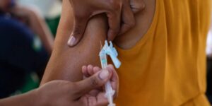 Caso de sarampo em bebê acende alerta sobre cobertura vacinal no Brasil