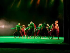 Corpo de Dança emociona com espetáculos sobre identidade amazônica no Teatro Amazonas