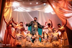 Cia Vilaça estreia no Teatro Amazonas com espetáculo celebrando dança e arte independente