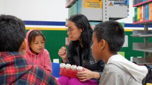Prefeitura de Manaus leva atendimentos odontológicos a escola da zona Leste no Dia ‘B’ da Saúde Bucal