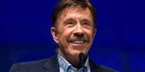 Chuck Norris, astro de filmes de ação e ícone da internet, morre aos 86 anos