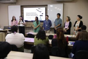 Educadores de escolas bilíngues de Manaus participam de formação para professores de japonês