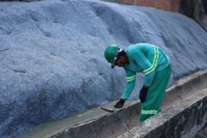 Obras de contenção na Mário Ypiranga em Manaus atingem 65% de execução