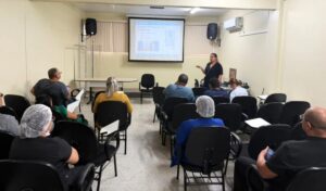 Maternidade Dr. Moura Tapajóz promove palestra sobre prevenção de infecção de sítio cirúrgico