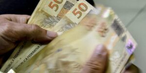 Caixa paga Bolsa Família a beneficiários com NIS final 5 nesta terça-feira (24)