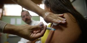 Vacinação contra HPV avança na América Latina, mas mortes por câncer de colo de útero ainda preocupam
