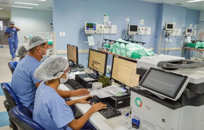 Hospitais Delphina Aziz e João Lúcio conquistam selo nacional de excelência em UTIs