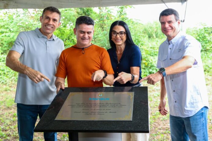 Prefeito David Almeida lança pedra fundamental do primeiro Hospital-Dia de Manaus e avança na saúde de média complexidade